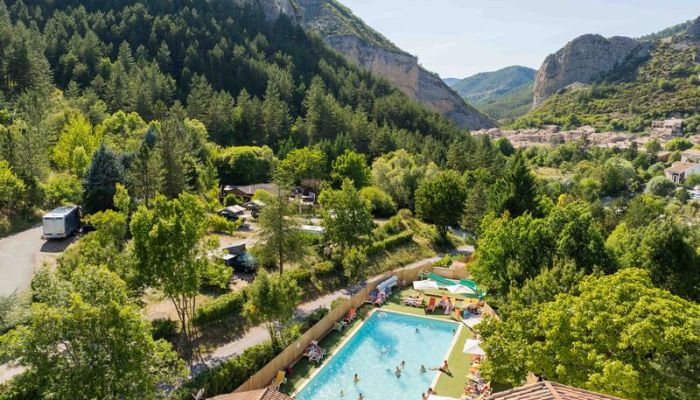 Camping Orpierre Ciela Village Les Princes d'Orange camping Hautes Alpes 3 étoiles