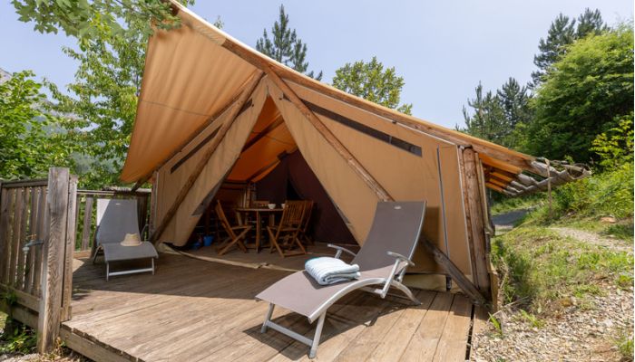 Camping Orpierre Ciela Village Les Princes d'Orange camping Hautes Alpes 3 étoiles hébergement insolite