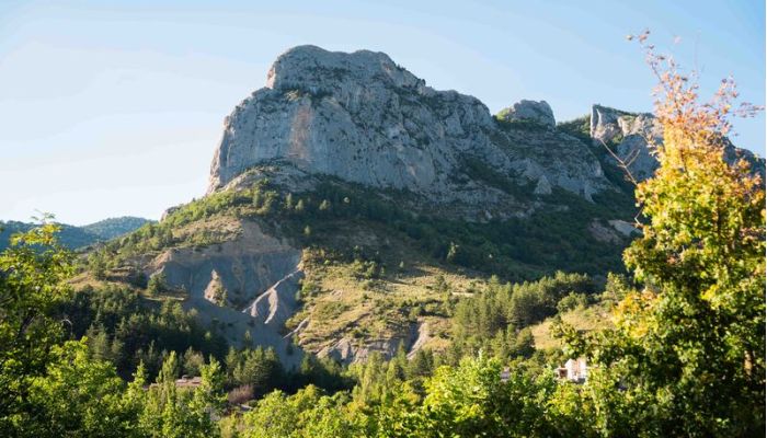 Camping Orpierre Ciela Village Les Princes d'Orange camping Hautes Alpes 3 étoiles montagnes