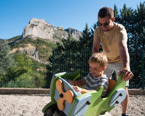 Camping Orpierre Ciela Village Les Princes d'Orange camping Hautes Alpes 3 étoiles